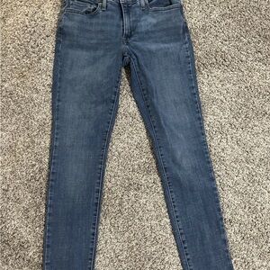 Levi's 711 Skinny Jeans